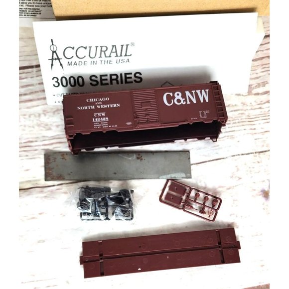 Accurate Equipped Accurail USA Made C&NW #3513 AAR 40’ Steel Box Model Train - Picture 2 of 10
